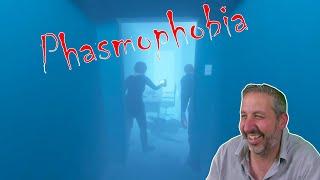 Phasmophobia - I SCARED THE LIFE OUT OF SCAR!