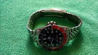 To buy or not to buy? Vintage 1970 Rolex GMT Master 1675 with service parts dial & hands.