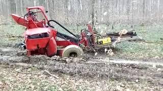 Manitou TMT320 FLHT im Matschloch gefangen