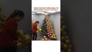 trang trí cây thông noel từ bong bóng