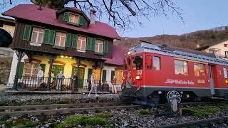 Mutzerbahn - The "Tirano" railcar stopping @Verbier station