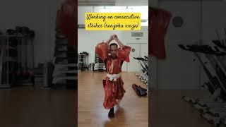 Drilling consecutive strikes (renzoku waza) #martialarts #samurai #katana #sword #kenjutsu