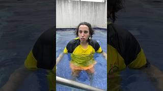 Tipos de pessoas na piscina 6