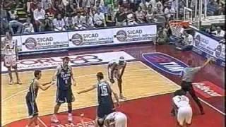 Marco Belinelli @ Milano (Gara 4 Finale Scudetto 2005)