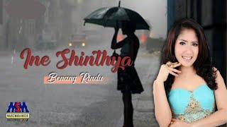 INE SINTHYA - BENANG RINDU [OFFICIAL MUSIC VIDEO] LYRICS