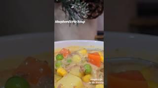 SHEPHERD'S PIE SOUP #souplovers #soupseason #souprecipe #soup #shepherdspiesoup #hamburgersoup