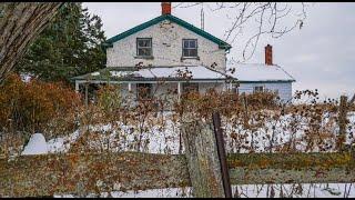 Very creepy abandoned house with everything left behind Ontario, Canada. Explore #26