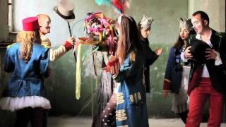 Trifono ,Τρίφωνο  - Σαν Παράσταση '  OFFICIAL ' music video