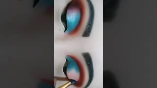 #cutcrease  eyemakeup # beautiful eyemakeup #shorts #status # blue eyemakeup #bridal eyemakeup