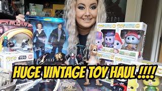 The Girl Strikes Back huge vintage toy haul! Star Wars, Jurassic Park, Gummi Bears, X-Files etc ...