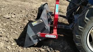 Pala cargadora trasera para tractor GeoTech de 140 cm, serie medio-pesada, capacidad 500 Kg