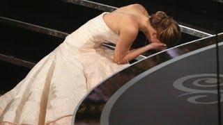 Jennifer Lawrence Fall at the Oscars - 2013 Academy Awards Highlights - Best Actress