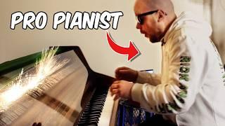 PRO pianist plays Thunderstruck on my literally electric piano