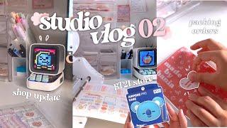  studio vlog 02 | packing orders after a shop update + oomomo & BT21 store haul! 