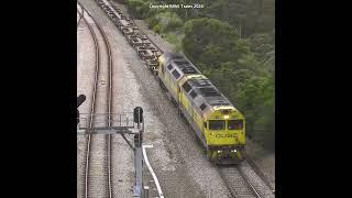 EMPTY AUSTRALIAN FREIGHT TRAIN  #australiantrains #train #railway #railfan #trainsworldwide #rail