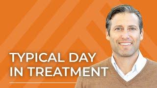 What is a typical day in treatment like at APN Lodge?