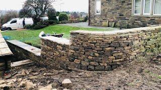 Dry Stone Walling - Building a curved wall (use subtitles)