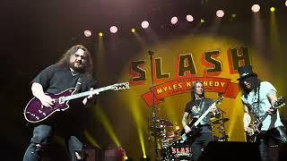 Slash feat. Myles Kennedy & The Conspirators featuring Wolfgang Van Halen - Highway To Hell (Paris)