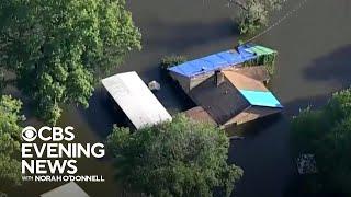 Houston-area flooding worsens as hundreds rescued