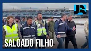 Aeroporto Salgado Filho, em Porto Alegre (RS), deve ser reaberto apenas em dezembro