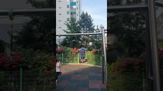채니뽀 서서그네타기