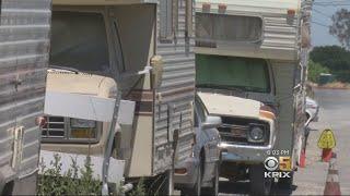 E. Palo Alto Plan Would Give People Living In Cars, RV's Permanent Parking