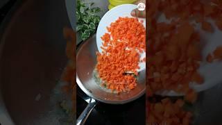 Beginners series #carrotporiyal #shorts #2minuteschef #shortrecipe #cooking #poriyal #viral