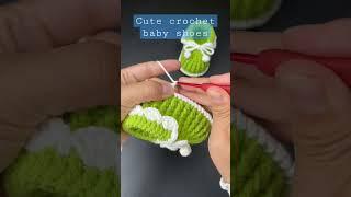 Crochet baby shoes.Cute items.#crochet #crocheters #crochetstitch #crochetshoes