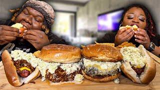 I HIT MY NEW NEIGHBORS CAR 1 WEEK AFTER MOVING IN! | JUICY CAROLINA-STYLE BURGERS & DOGS! | MUKBANG