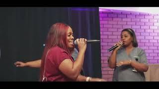 Dana D. Berry & The Intentional Worshippers - Favor feat. Jessica Clements &Kevin Stewart (LIVE)