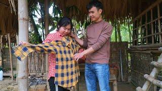 Mr. Chung bought new clothes for Ly Tieu Nuong, she cried with joy