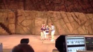 Soldier surprises kids at Walt Disney World
