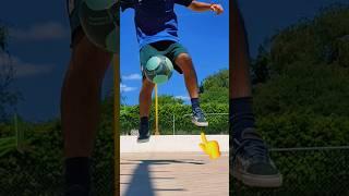 Cómo hacer El Crossover  #freestyle #freestylefutbol #jugadas #regates #tricks #futbol