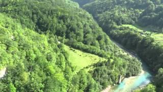 Zip line on Tara river