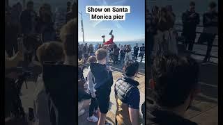 #foryou #show #santamonicapier #acrobatics #liveshow #streetperformer #talksoop