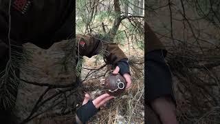 Обнаружил в лесу растяжку…