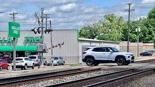 Driver Doesn't Know What To Do With Train Coming, 2 Trains In A Row Both Have DPUs, Rare Track Look!