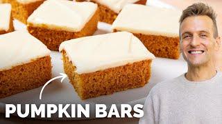 Super Easy Pumpkin Bars | An easy baked good to feel the fall season!