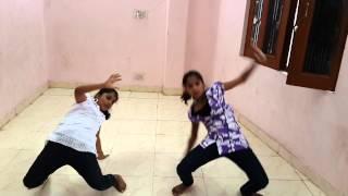 SARASWATI MUSICAL CLASSES (SMC) LKO STUDENTS TANU & SAUMYA PERFORMED DANCE IN RAJAJIPURAM BRANCH