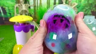 Fizzy Makes Halloween Squishies with The Doctor Squish Squishy Maker