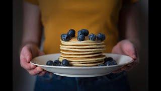 Ricetta Pancake con miele e mirtilli - Le ricette di Sonia Paladini - ricetta dolci