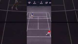 Dimitrov's brilliance sends crowd into a frenzy at Laver Cup 2024!