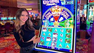 Can't Believe I Haven't Played This Slot SOONER! (KITTY GLITTER GRAND SLOT!!)