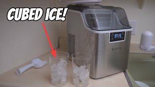 This ecozy Countertop Ice Maker makes super cold cubed ice!