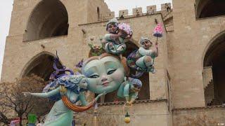 Frühling in Valencia: Streetartist „Dulk“ beim Volksfest „Las Fallas“