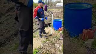 СКВАЖИНА БЕЗ ЭЛЕКТРИЧЕСТВА.КАК ПОДНЯТЬ ВОДУ?#абиссинскаяскважина#свояскважина52#абиссинскийколодец