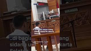 Ayah David Hadiri Sidang Perdana Dakwaan Mario Dandy #sindonews #mariodandy #davidozora