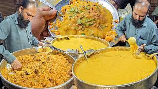 People Are Crazy For HALEEM BIRYANI | Karachi Street Food Haleem Biryani at Pan Mandi Food Street