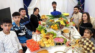 New Year's Table Prepared by an Azerbaijani Woman Alone for 1 Day