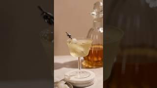 The Gibson: Not Your Average Martini #cocktailrecipe